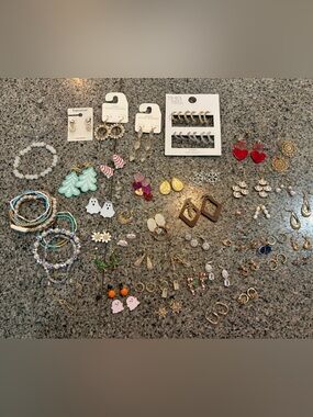 Assorted Women's Fashion Jewelry Set - Multicolor Beaded Bracelets & Earrings